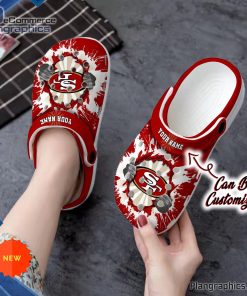 football crocs personalized san francisco 49ers hands ripping light clog shoes 155 34MvB
