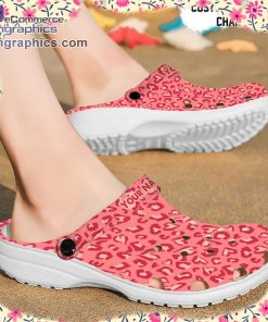 personalized leopard heart print pattern clog shoes 2 XgHSw