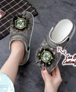 green bay packers personalized chain breaking wall clog shoes football crocs 2 qyyo2r
