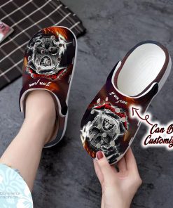 personalized skull lightning metallica clog shoes las vegas raiders crocs 2 xapxg3