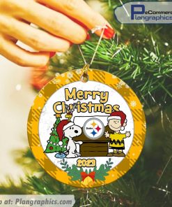 pittsburgh-steelers-snoopy-christmas-ceramic-ornament-1