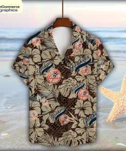new-york-yankees-hibiscus-design-pattern-hawaiian-shirt-2