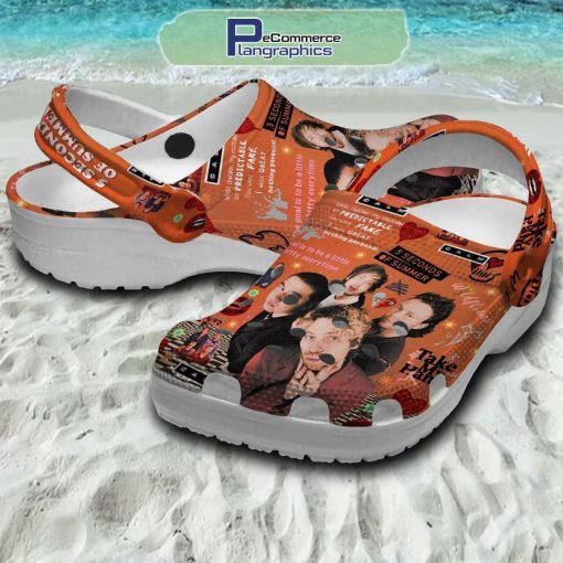 5-seconds-of-summer-take-my-hand-crocs-shoes-2